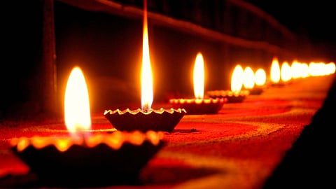 DIWALI 2020 : दिवाळी अंकांवर कोरोना संकटाचा भयंकर परिणाम, यंदा १०० अंक आलेच नाहीत