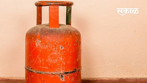gas cylinder.jpg