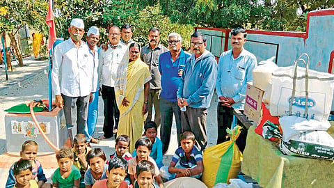 तीस वर्षांपासून जगण्याची लढाई लढणाऱ्या अनाथांना 'चैतन्य'चा आधार