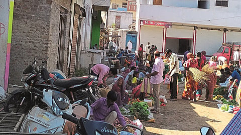 hingoli bazar