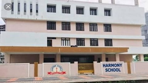 hormony school