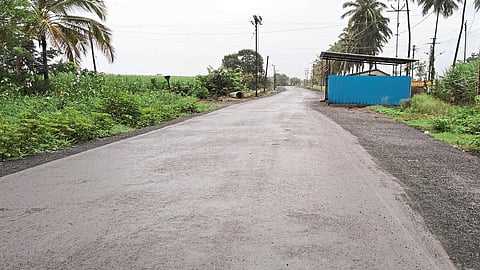 Ichalkaranji are closed, citizens stay at home