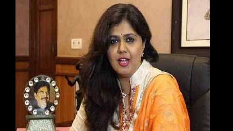 Pankaja Munde Clarifies about she leaving BJP