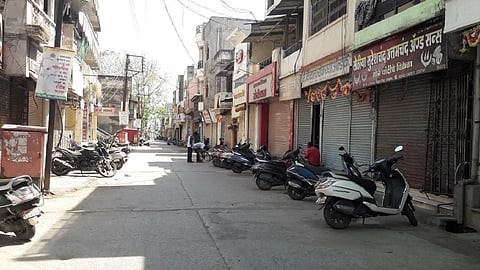 जालना : लॉकडाउनमुळे अक्षयतृतीयेच्या दिवशी बंद असलेले सराफा मार्केट.  