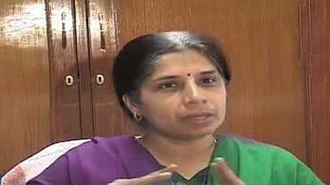 Dr. Medha Khole