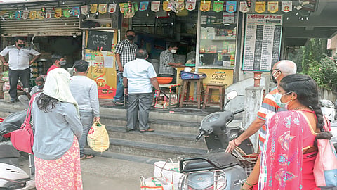 महागाईमुळे दिवाळी कडूच; किराणा मालात दहा टक्‍क्‍यांनी वाढ