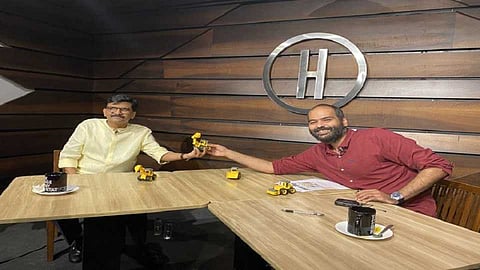 "माझं खासगी आयुष्य तिथेच संपलं", मुलाखत देताना संजय राऊत झालेत भावनिक