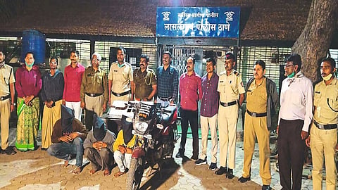 lasalgaon police ac.jpg
