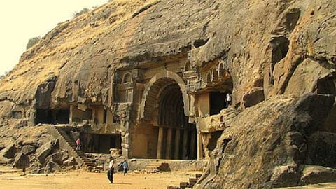 कोरोनाचे संकट धडकल्याने महाराष्ट्रातील पर्यटनस्थळे आणि हिलस्टेशन लॉकडाउन