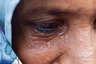 mother-crying