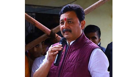 mp sambhaji raje to protest for sarthi institute pune