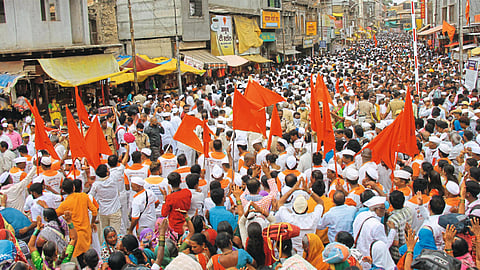 पंढरीत भक्तीचा महापूर 
