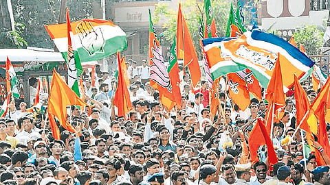Vidhan Sabha 2019 :  भाजपच्या उमेदवारांसह इतर पक्षांचे अर्ज दाखल