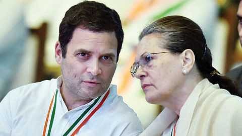 rahul_20gandhi_20and_20sonia_20gandhi.jpg