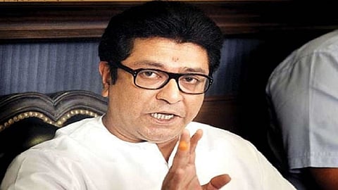 "अशा लोकांना गोळ्या घातल्या पाहिजेत" : राज ठाकरे