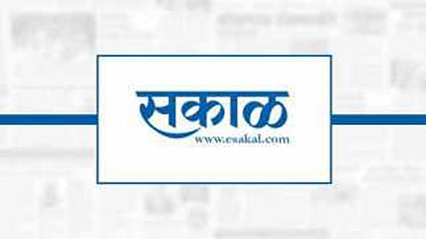 खंबाटकी घाटात मुंबईहून वाईला जाणा-या कारला आग; लाखोंचे नुकसान