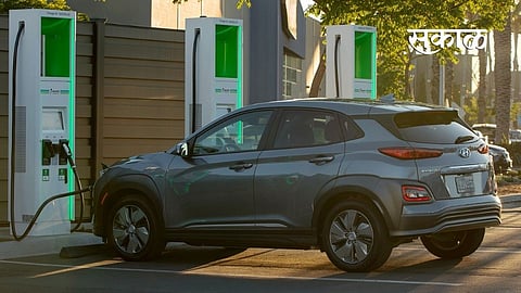charging car