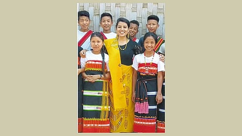 मणिपूरच्या दुर्गम भागातील मुलांसाठी शिक्षणसेवा 