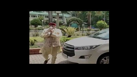 minister satpal maharaj covid 19 positive cm and cabinet home quarantine at uttarakhand