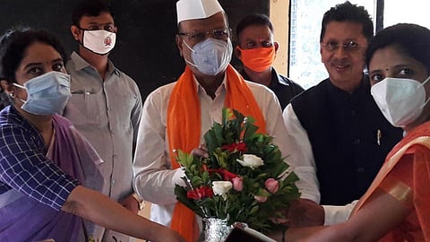 Minister Sattar said, let's solve the problems in Amboli and Gele