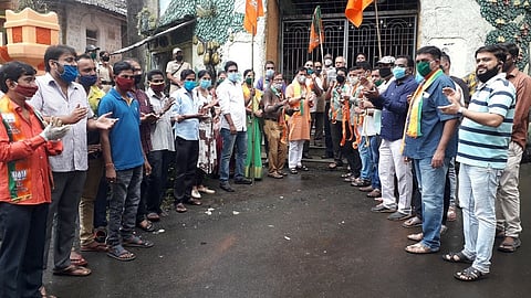 BJP Bell ringing agitation in front of Shri Vitthal Rakhumai temple at Sawantwadi 