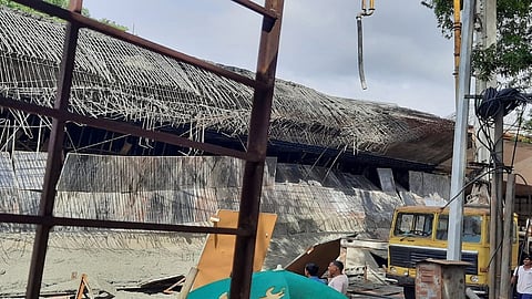 Mumbai Goa Highway  over bridge collapse of part  in kankavli
