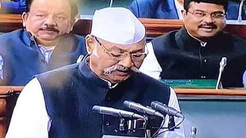 असंघटित क्षेत्रालाही मदत करण्याची गरज : खासदार श्रीनिवास पाटील