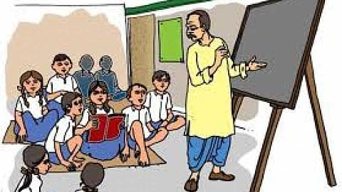 more than 10 thousand teachers are extra in state 