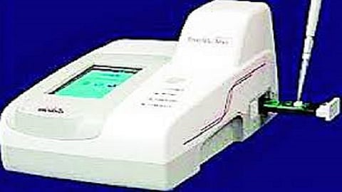 Lack of testing kits in Corona testing laboratory in ratnagiri