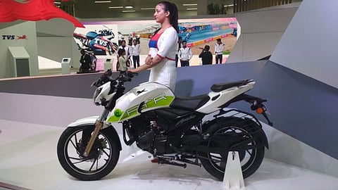 इथेनॉलवर चालणारी बाईक बघितली का? 