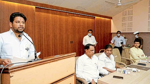 sujay vikhe patil speech in kolhapur