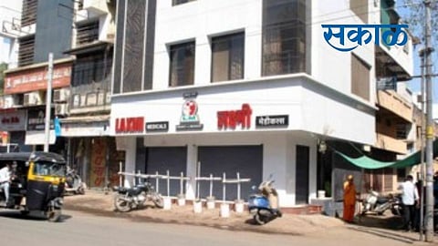 मनपा प्रशासनाच्या विरोधात जळगाव शहरातील सातशे मेडीकल बंद 