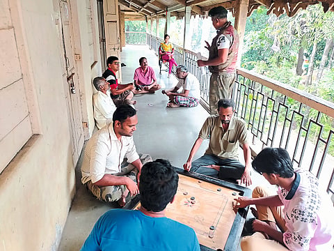 Attempts to boost morale at the White Army's Covid Center