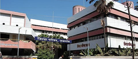 निधी परस्पर वर्ग करणाऱ्या अधिकाऱ्यांची चौकशी 