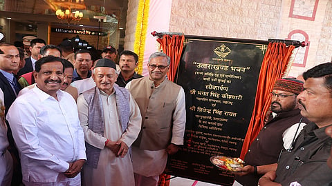 राज्यपाल म्हणतात, महाराष्ट्रात राहता तर मराठी शिका !