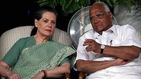 Congress leader meets Sharad pawar after meet sonia Gandhi