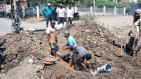 पाणी नाही, नळातून येते नुसतीच हवा 