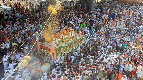 पुण्यनगरीत विसावल्या ज्ञानोबा, तुकोबांच्या पालख्या 