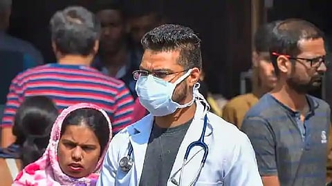 राज्यात नव्या रुग्णांपेक्षा कोरोनावर मात करणारे जास्त; दिवसभरात 3039 रुग्ण ठणठणीत 