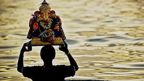 मुंबईकरांसाठी अनंत चतुर्दशीच्या दिवशी BMC चे मेगा नियोजन; जाणून घ्या विसर्जनाची नियमावली आणि स्थळे