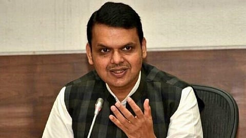 ठाकरे सरकारच्या अहंकारामुळे मुंबईकरांच्या प्रवासाला खीळ; देवेंद्र फडणवीसांची सडकून टीका
