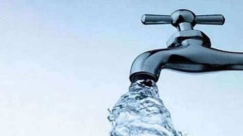 Residents of PMC Colony in Wakdewadi have demanded to improve drinking water