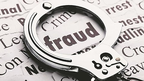 man did fraud with woman in the name of job  