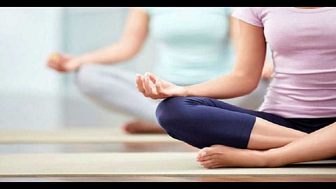 जागतिक योग दिवस : स्वस्थ भारतासाठी योग चळवळ 