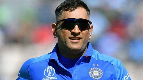 Dhoni 