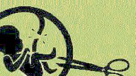 nurse aborted  minor girl who was 5 months pregnant dhule crime news 
