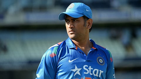 Actor KRK criticized MS Dhoni after rejecting contract by BCCI