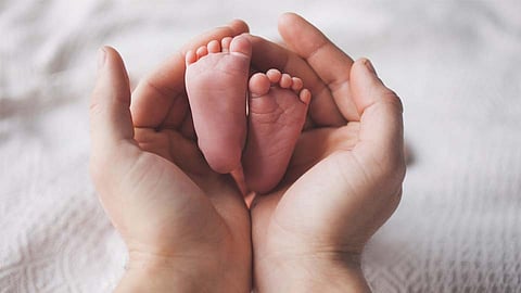  #VeryPositive : दीड महिन्याचं बाळ; कावीळनंतर कोरोनाशी लढला अन् जिंकला