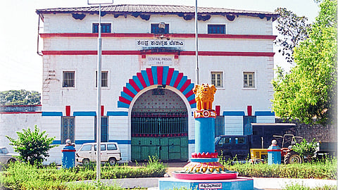 BPO Center Run By Educated Prisoner In Hindalga Jail