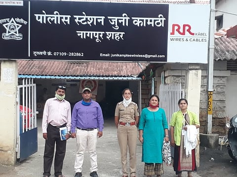 काटोल  : पोलिस विभाग, जिल्हा बालसंरक्षण कक्ष व चाइल्डलाइन यांचे संयुक्त पथक.